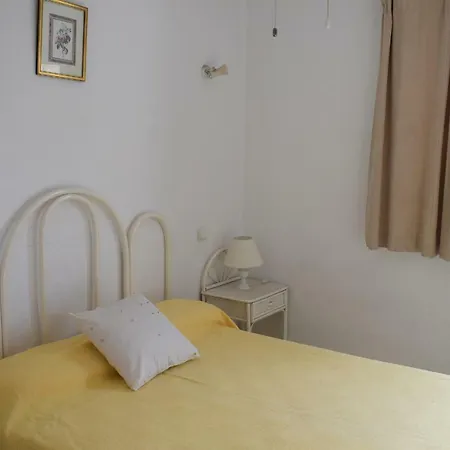 Ap1107 Oasis Beach 2 Marineta
